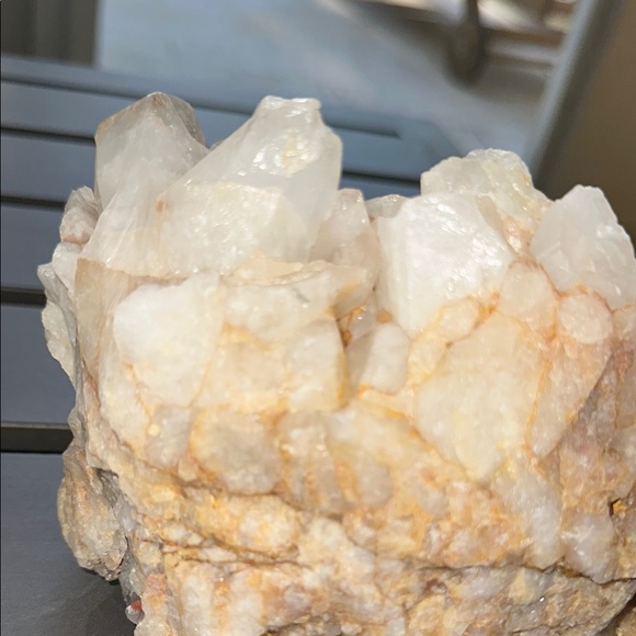 Natural Quartz Crystal Cluster - Picture 4 of 8